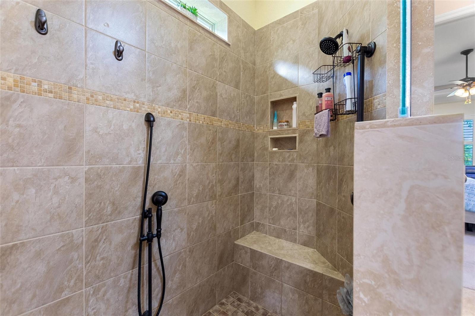 Image 47 of 55 For 416 Motorcoach Drive S