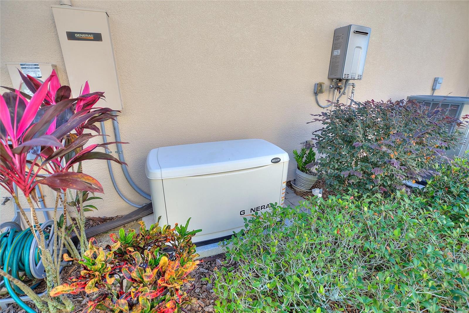 Image 12 of 61 For 520 Homecoming Way