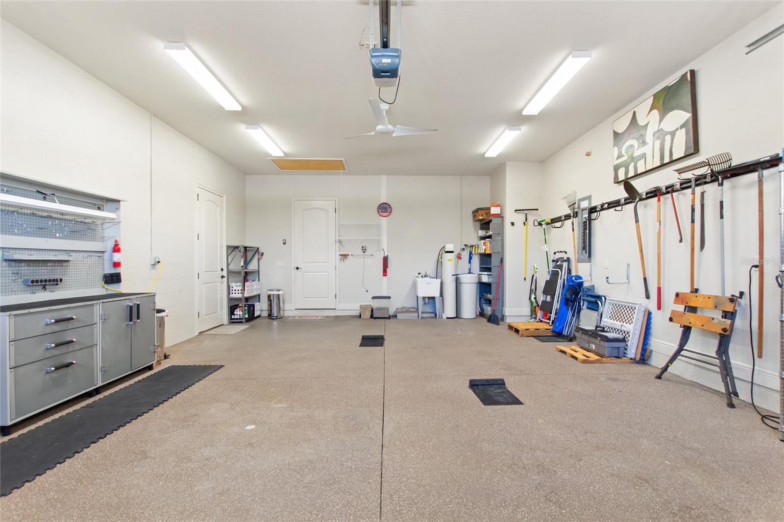 Image 18 of 61 For 520 Homecoming Way