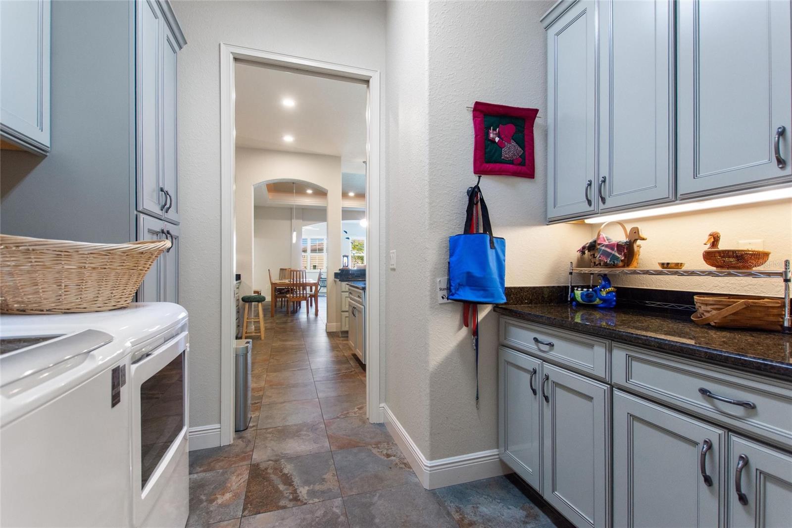 Image 45 of 61 For 520 Homecoming Way