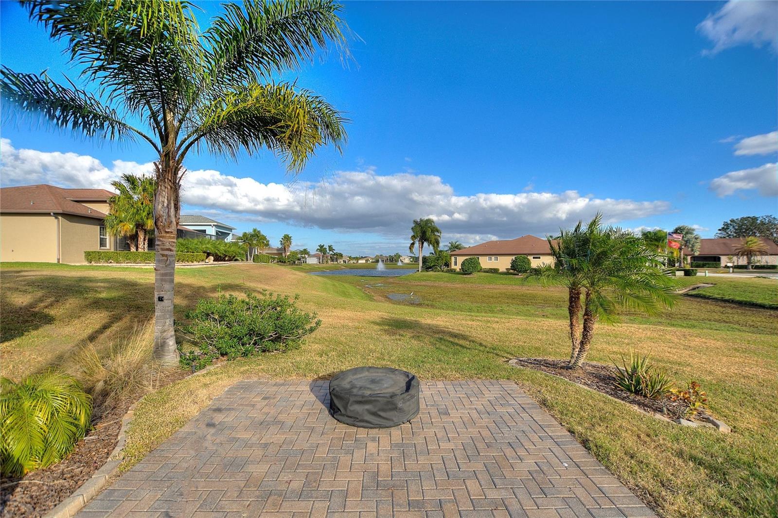 Image 15 of 57 For 561 Meandering Way