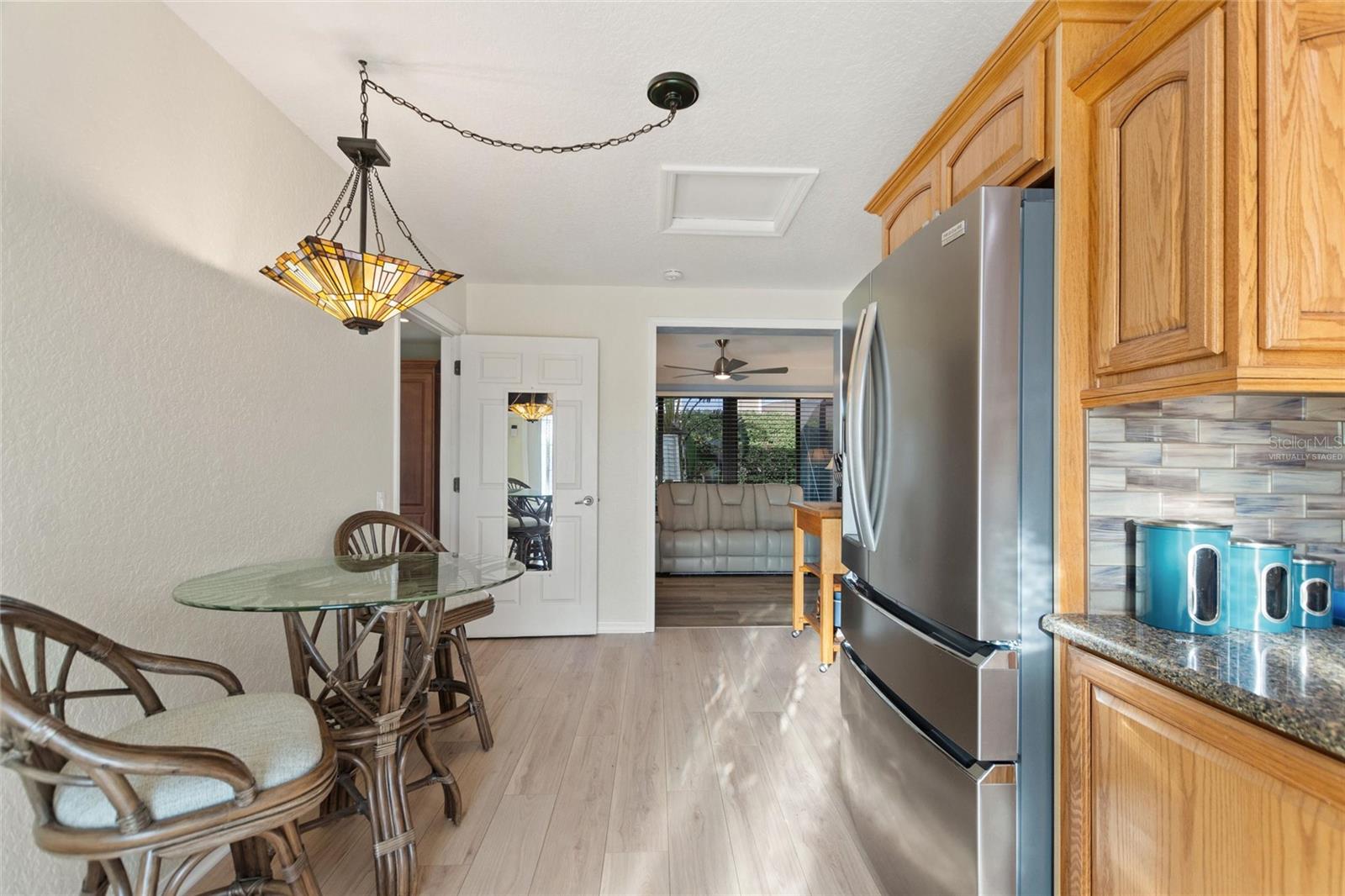 Image 20 of 57 For 561 Meandering Way