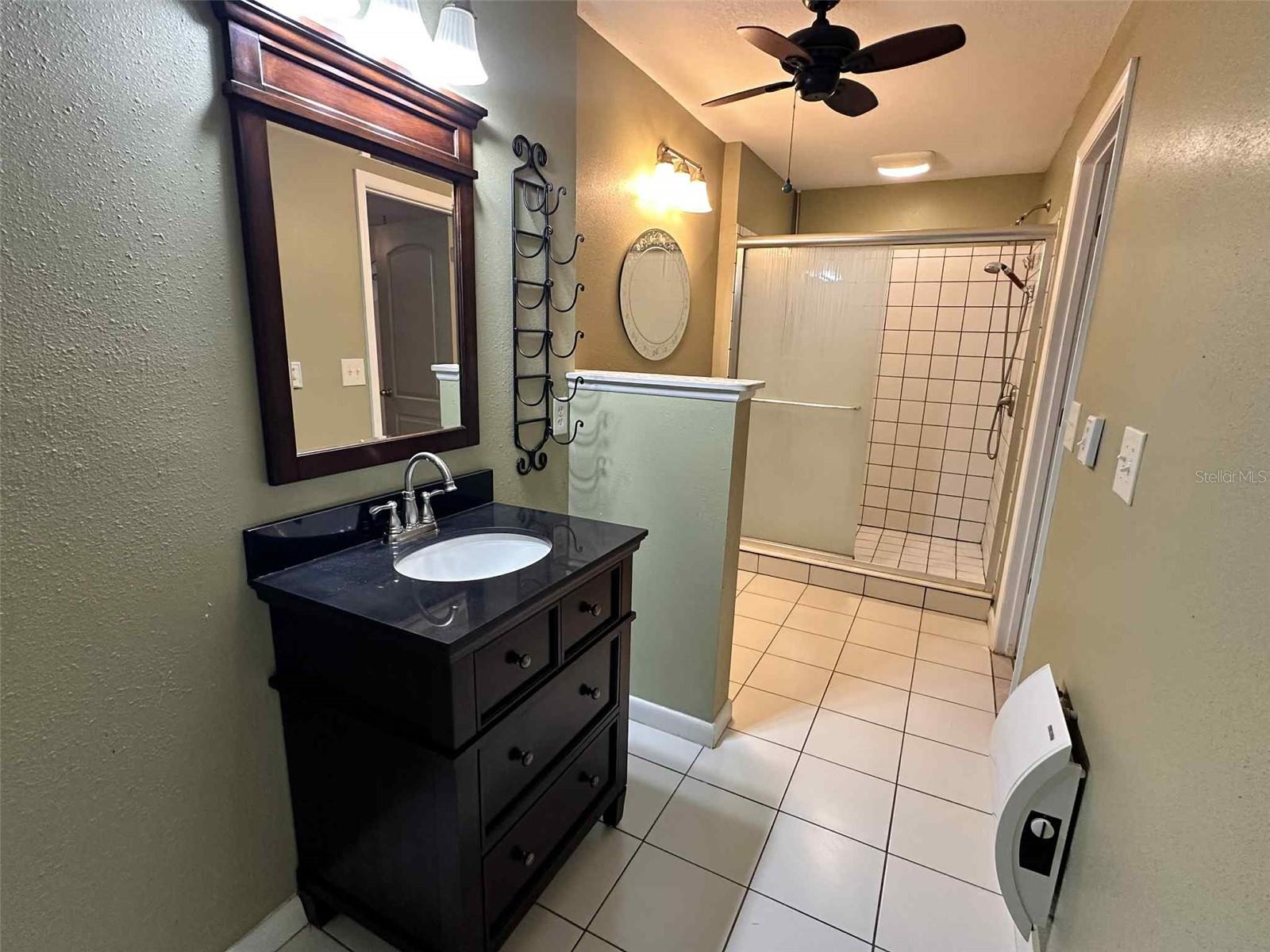 Listing photo id 10 for 2809 State Road 557