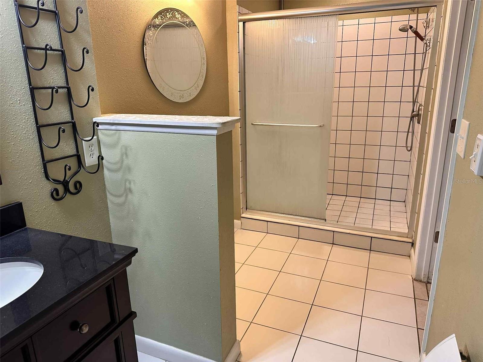 Listing photo id 11 for 2809 State Road 557