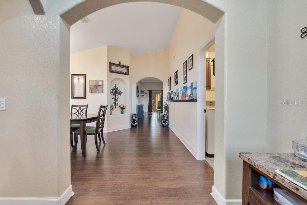 Image 7 of 36 For 6330 Silver Leaf Lane