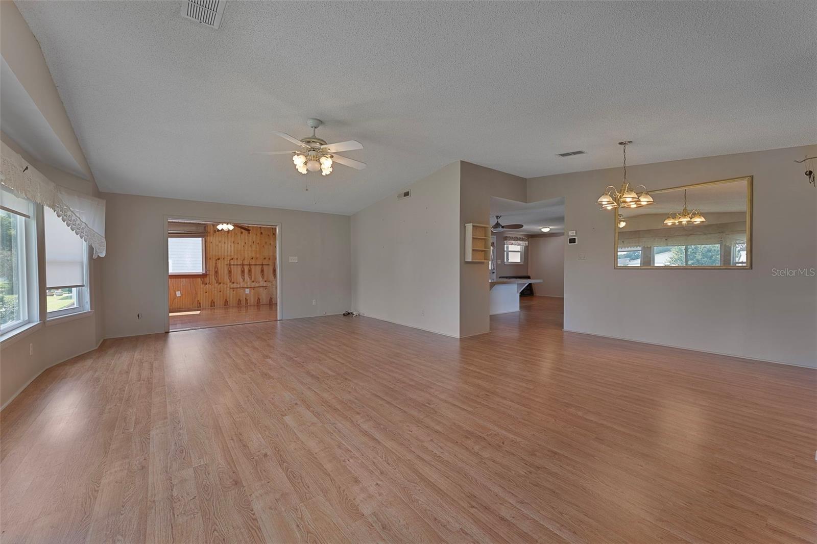Image 3 of 23 For 3175 Pebble Bend Drive