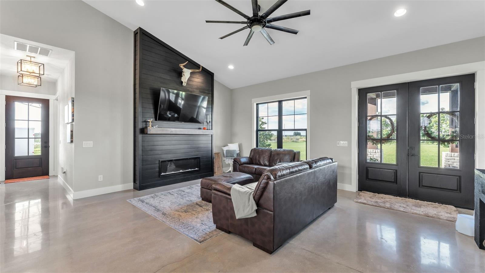 Image 12 of 48 For 7479 Cox Road