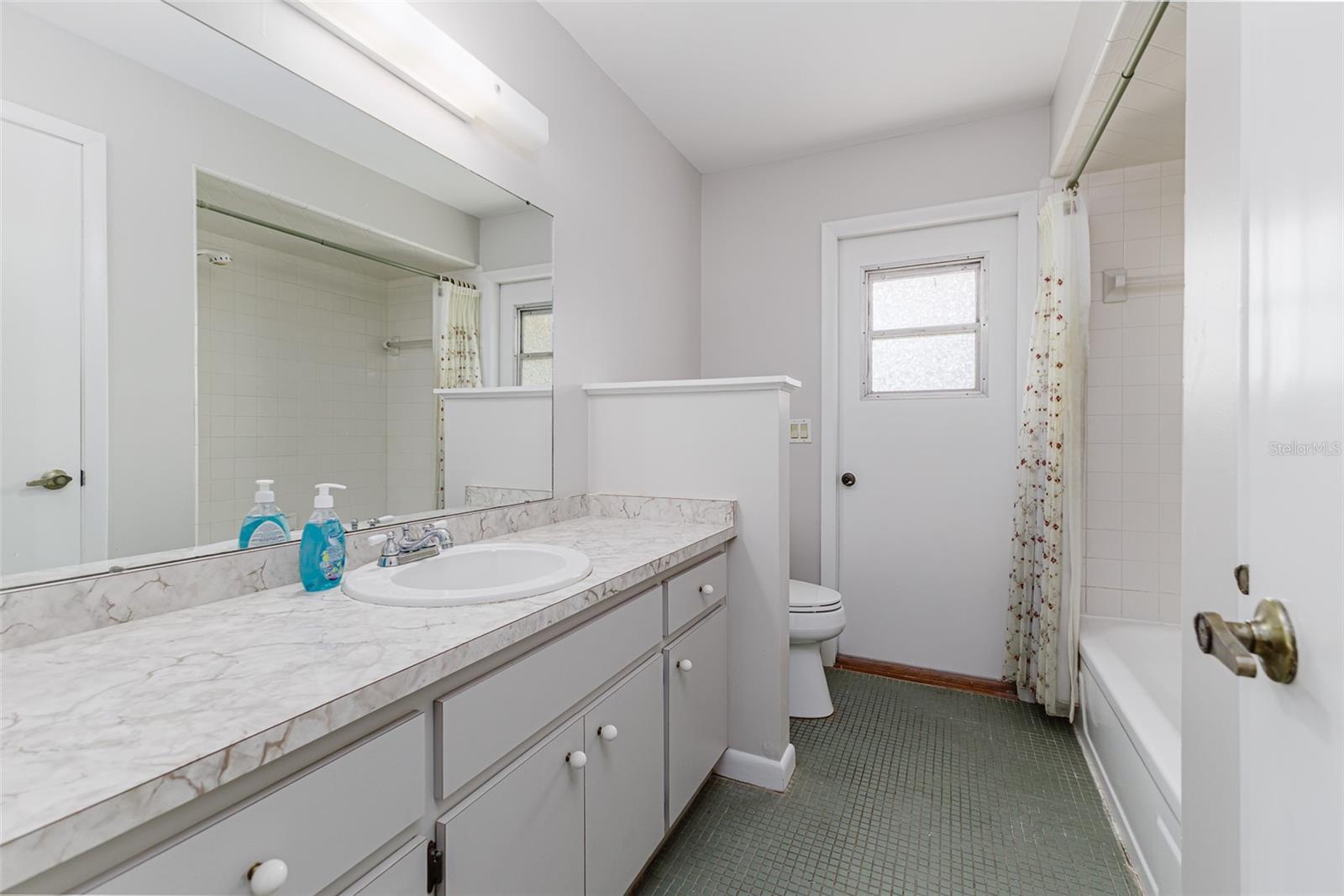 Image 16 of 29 For 2020 Kapree Court