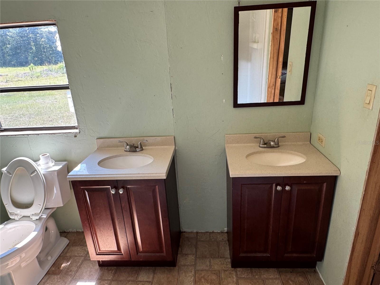 Image 18 of 79 For 6001 185th Road