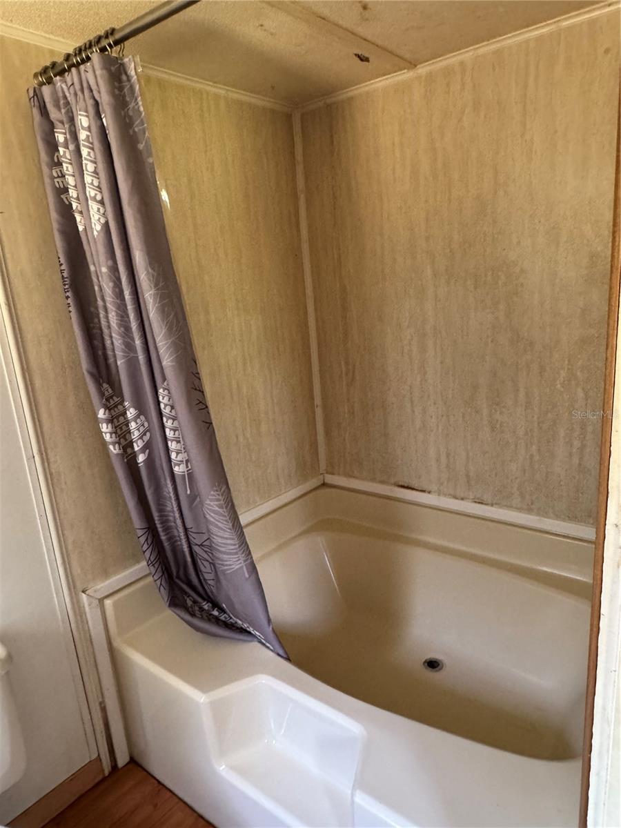 Image 46 of 79 For 6001 185th Road