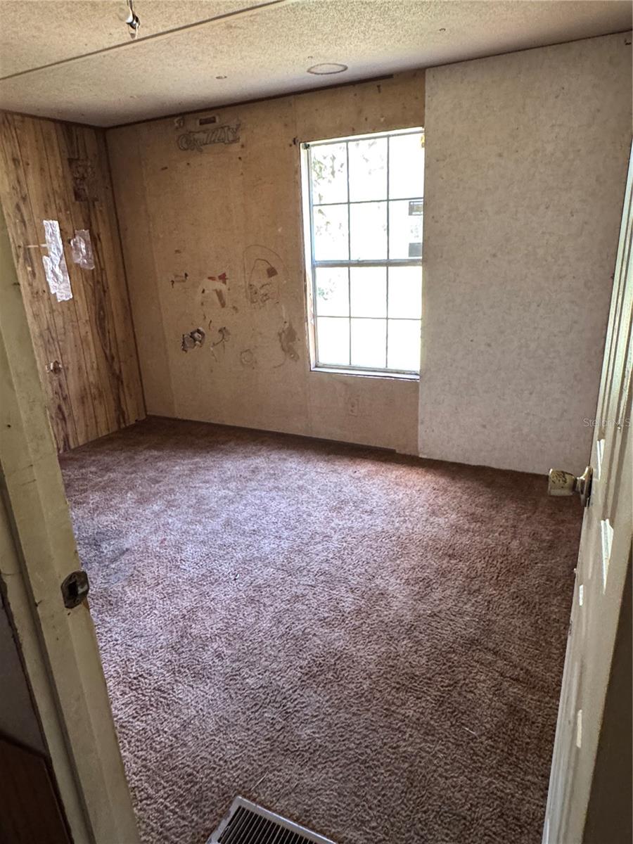 Image 55 of 79 For 6001 185th Road