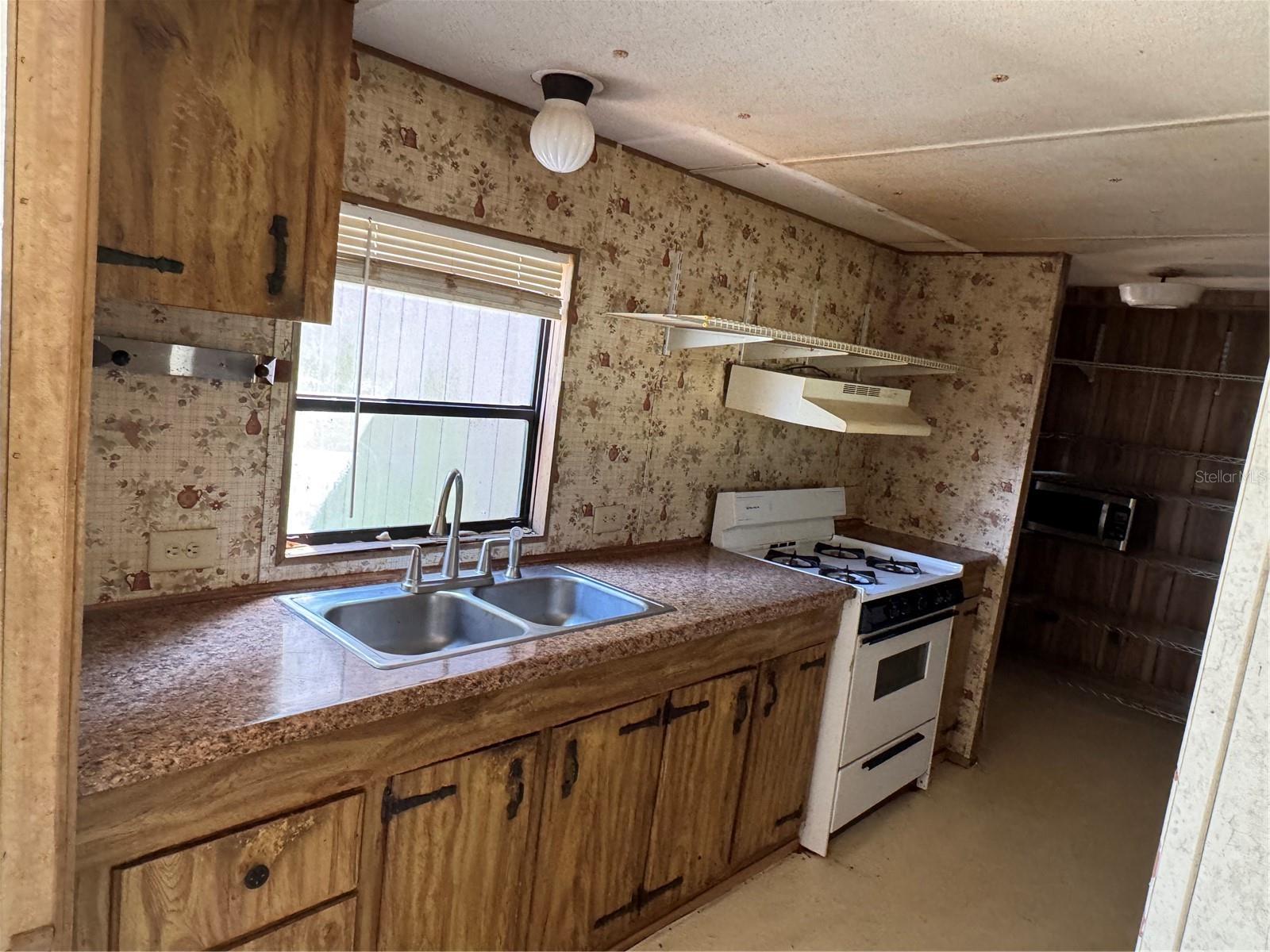 Image 6 of 79 For 6001 185th Road