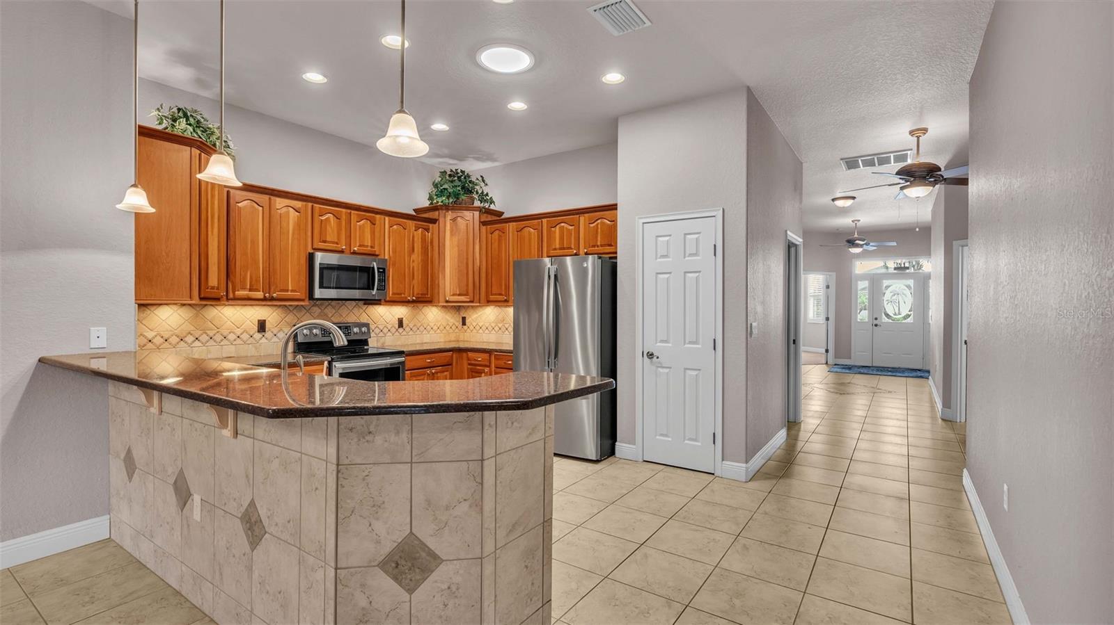 Image 23 of 33 For 402 Cruisers Drive