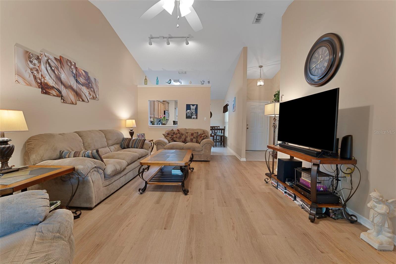 Image 4 of 14 For 6380 Egret Drive 22