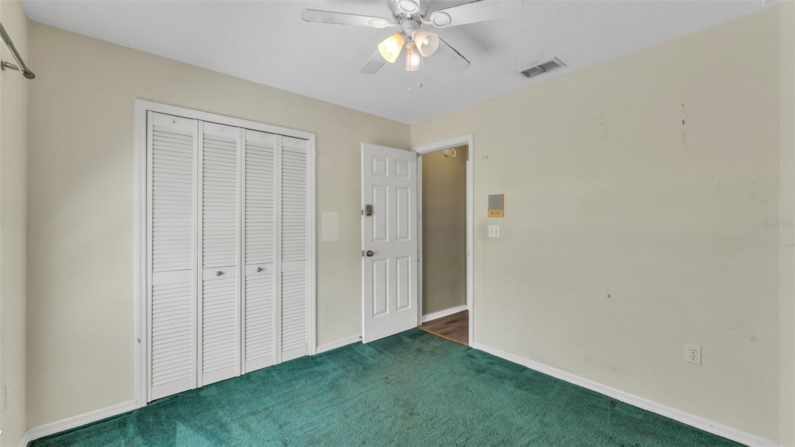 Image 50 of 61 For 1702 Sherwood Lakes Boulevard