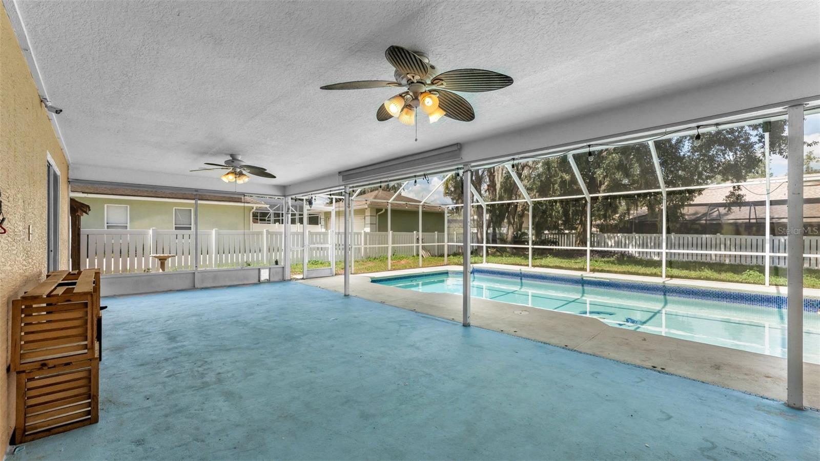 Image 51 of 61 For 1702 Sherwood Lakes Boulevard