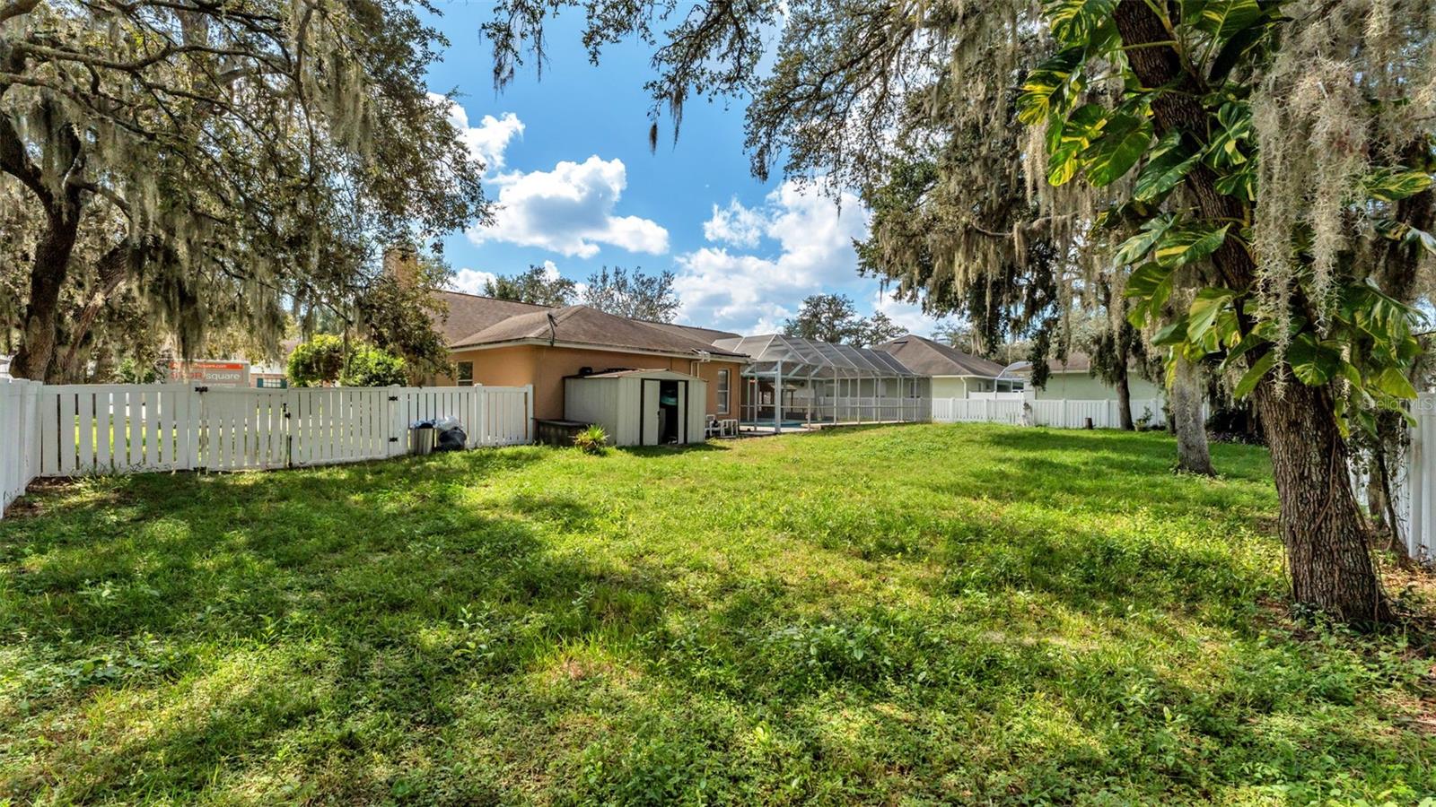 Image 58 of 61 For 1702 Sherwood Lakes Boulevard