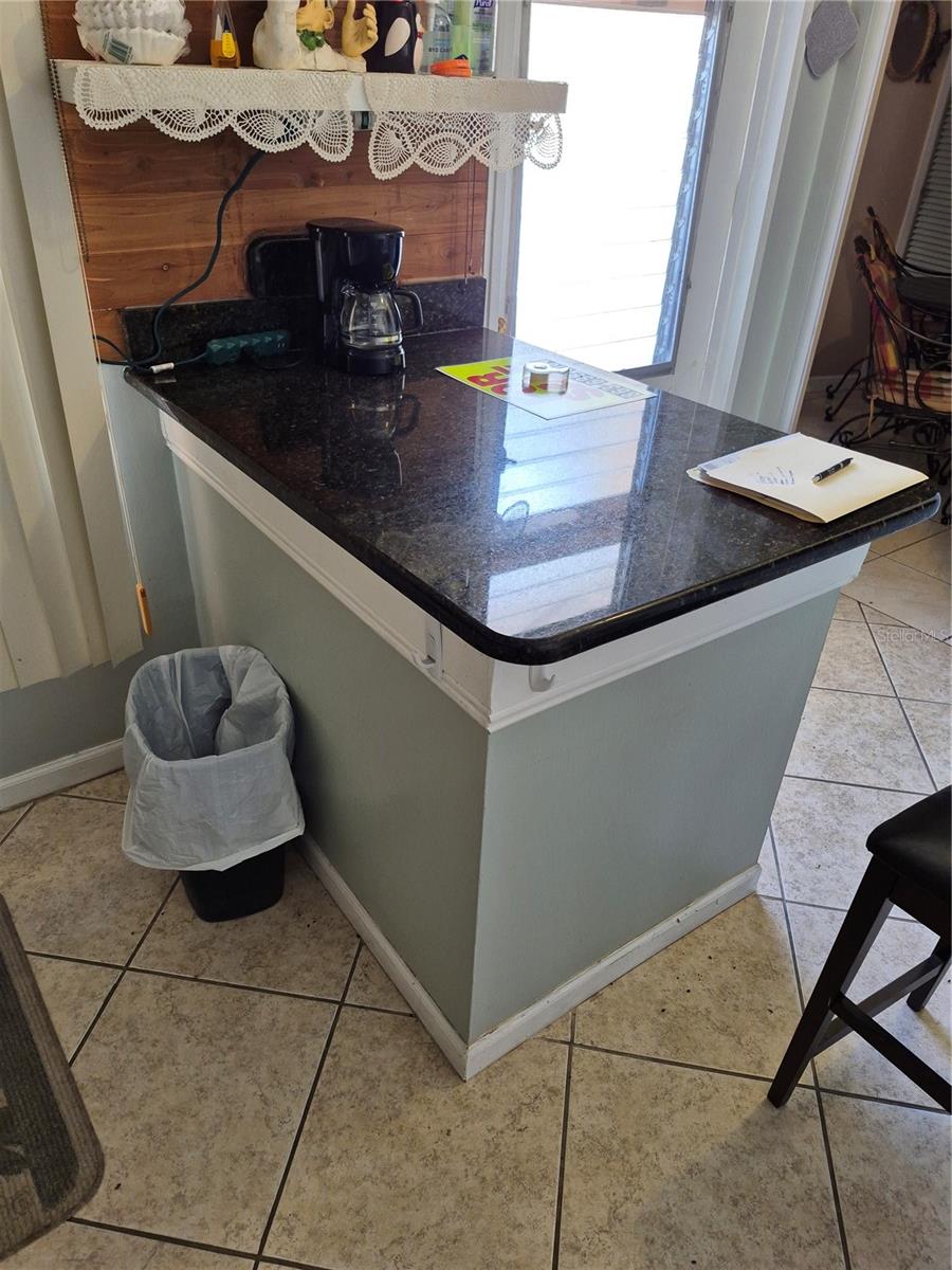 Image 7 of 8 For 2117 Club Circle 2117
