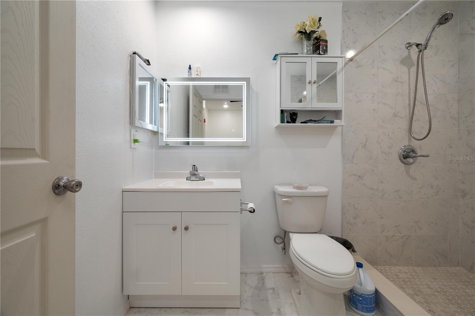 Image 13 of 25 For 708 Broadway Street