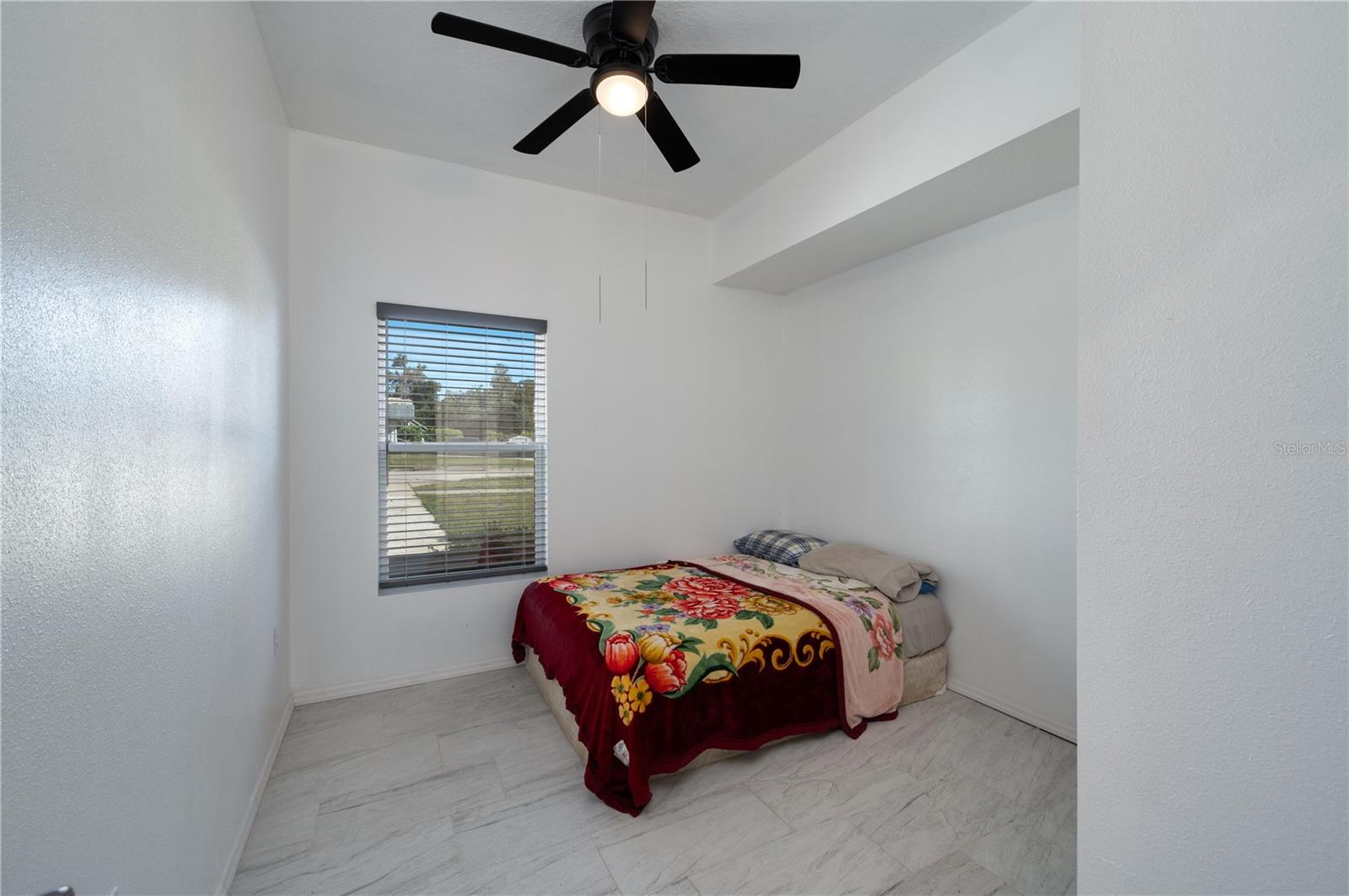 Image 15 of 25 For 708 Broadway Street