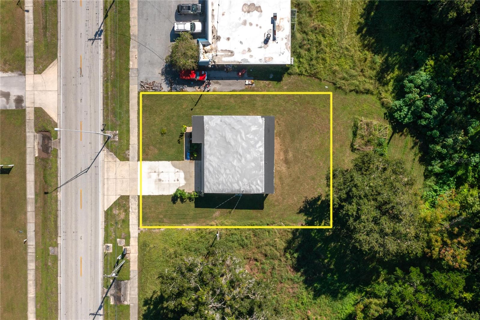 Image 24 of 25 For 708 Broadway Street