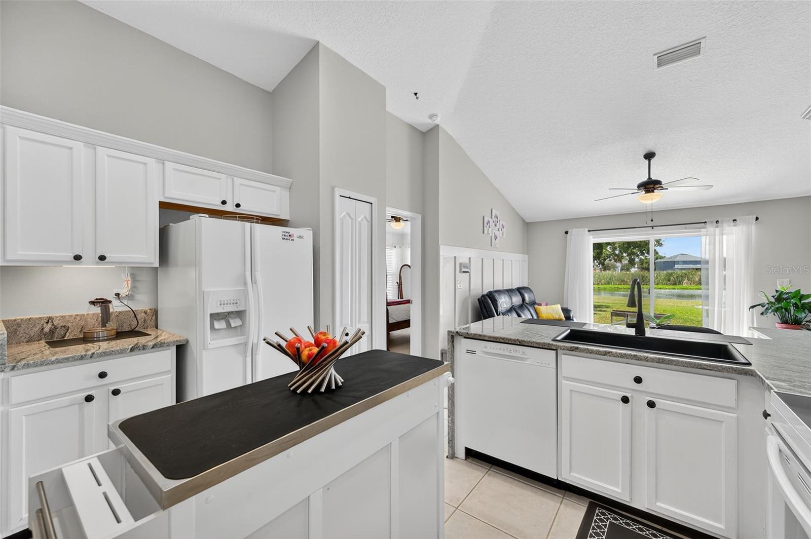 Image 15 of 50 For 2326 Potomac Mark Place