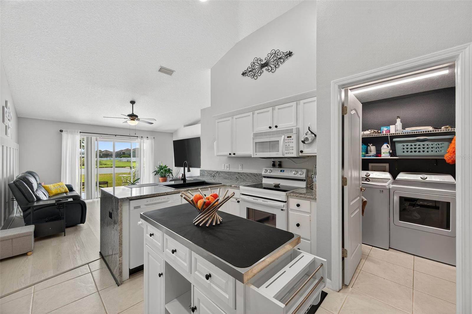 Image 19 of 50 For 2326 Potomac Mark Place