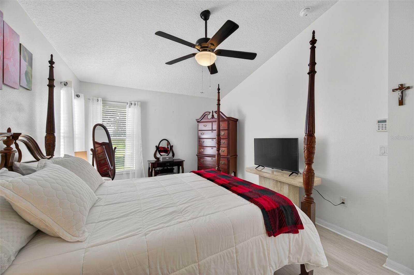 Image 36 of 50 For 2326 Potomac Mark Place