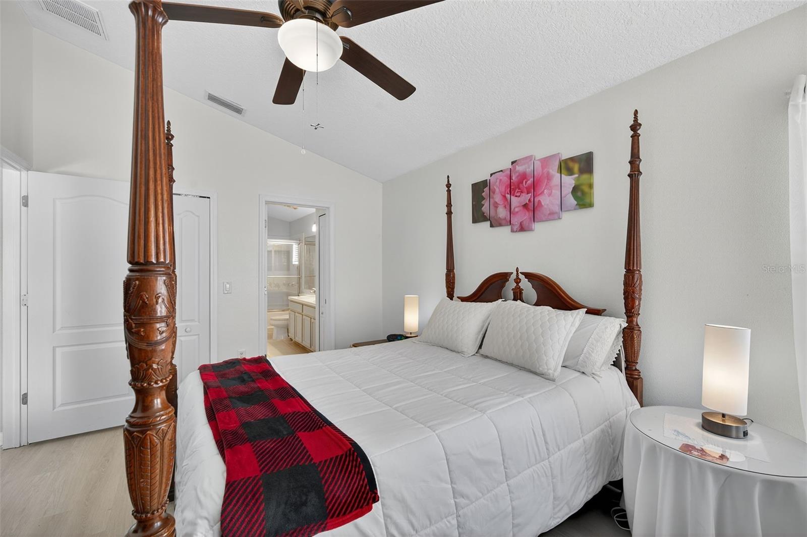 Image 38 of 50 For 2326 Potomac Mark Place