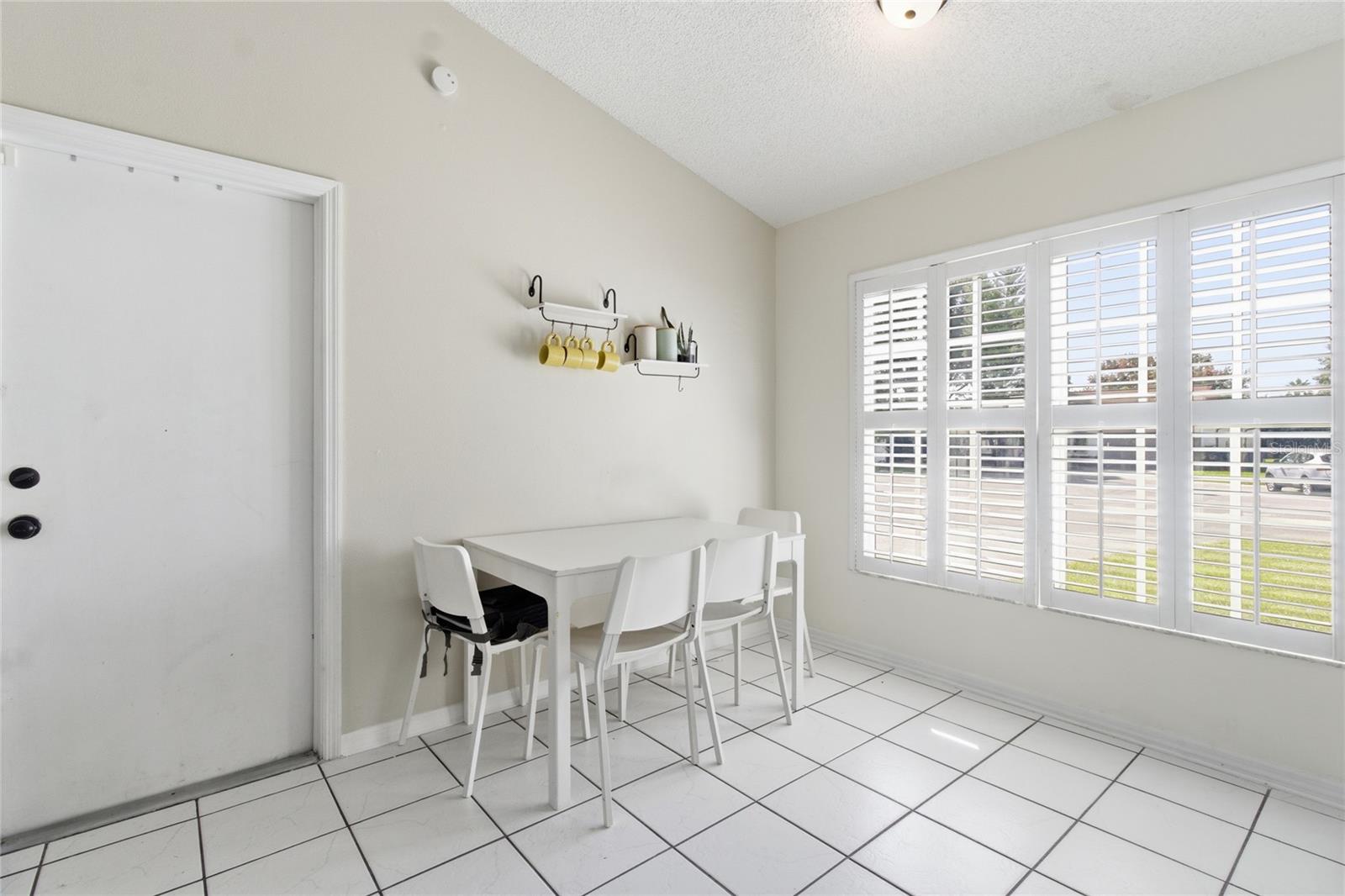 Image 11 of 30 For 3722 Verna Court