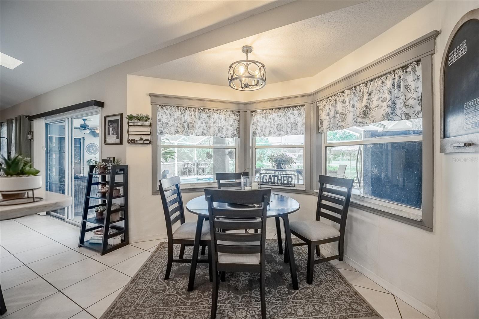 Image 28 of 83 For 6309 Avocado Dr