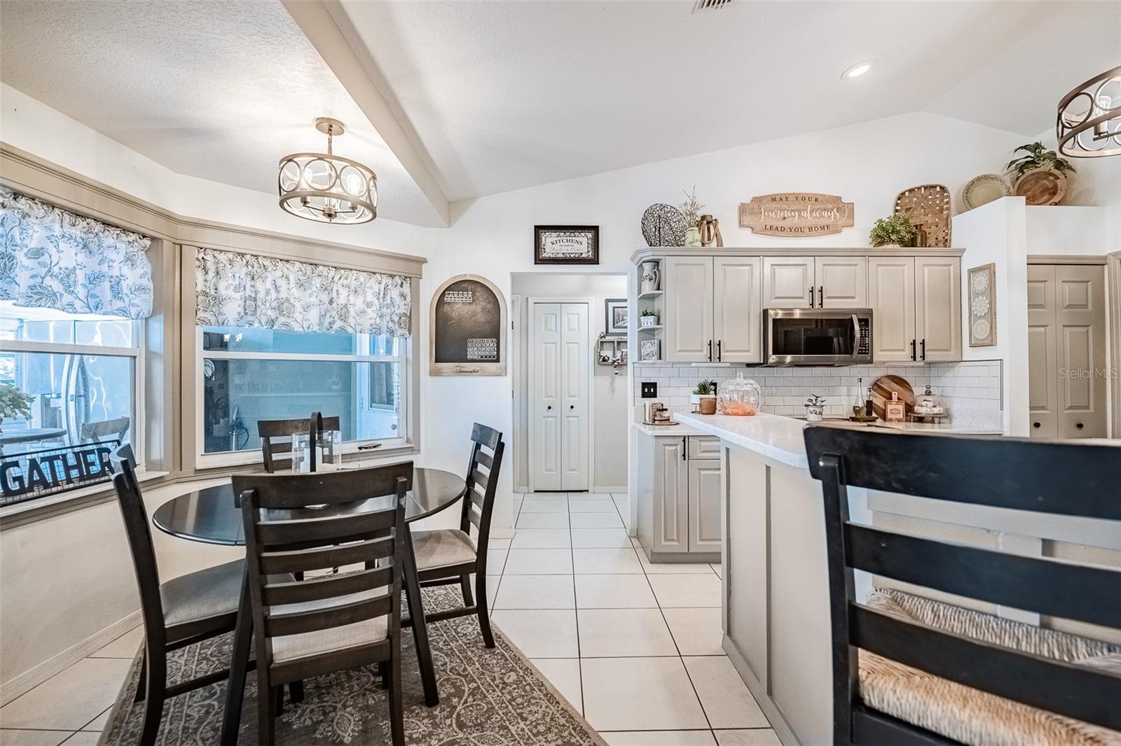 Image 29 of 83 For 6309 Avocado Dr