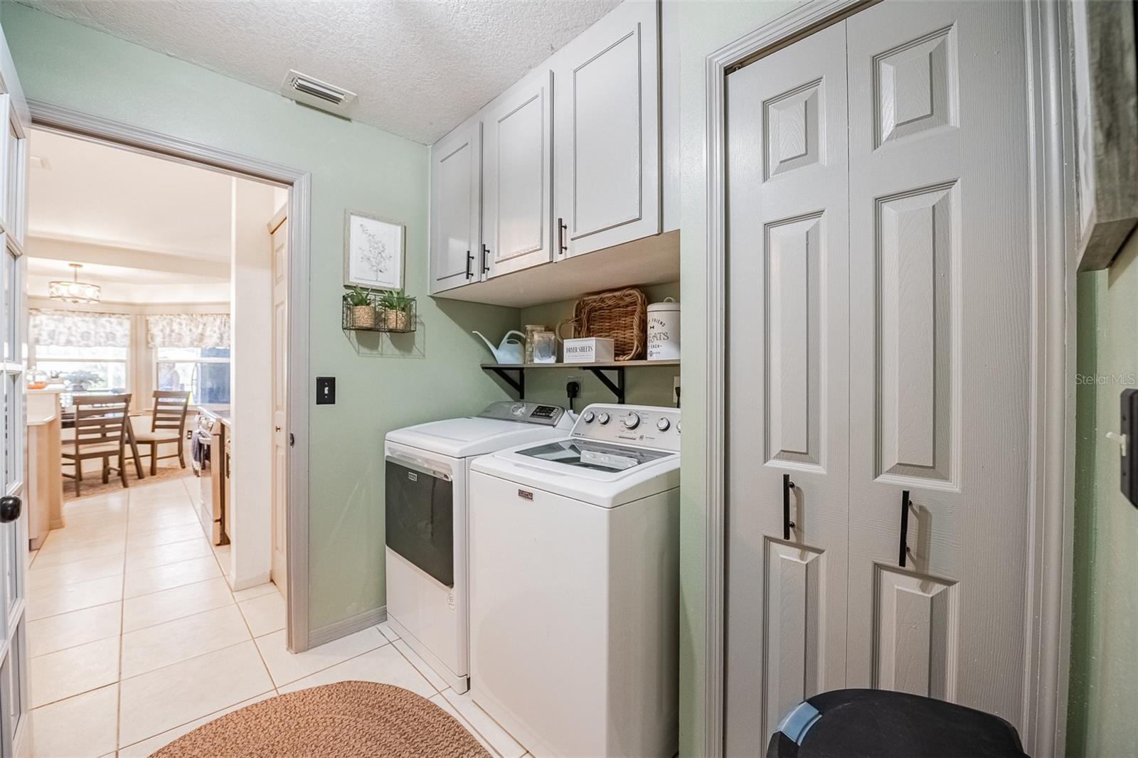Image 40 of 83 For 6309 Avocado Dr