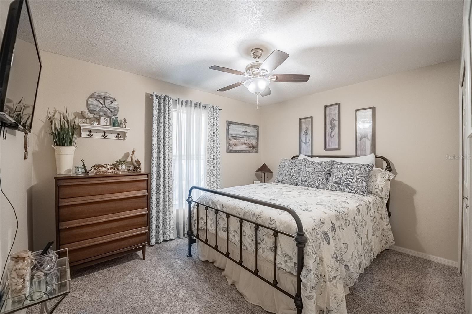Image 45 of 83 For 6309 Avocado Dr