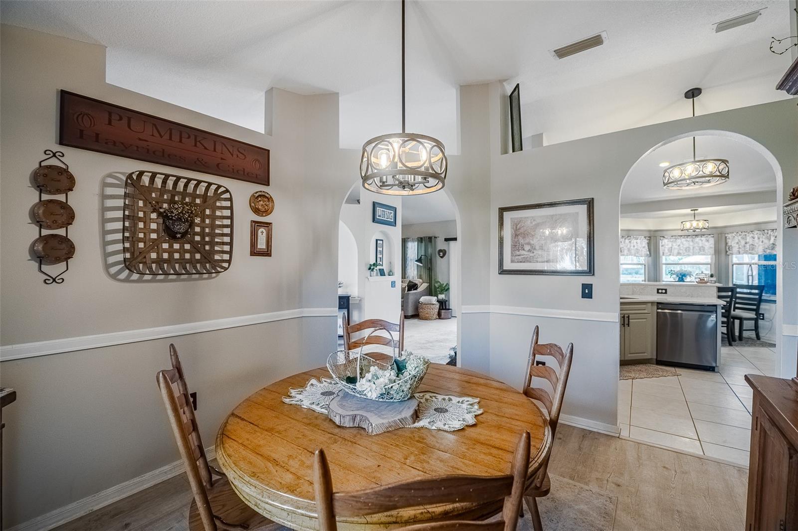 Image 48 of 83 For 6309 Avocado Dr