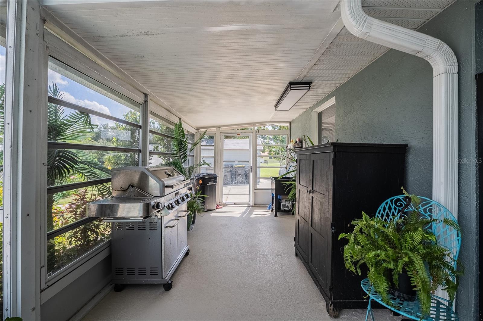 Image 53 of 83 For 6309 Avocado Dr