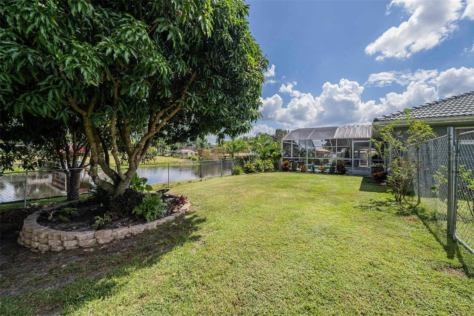 Image 61 of 83 For 6309 Avocado Dr
