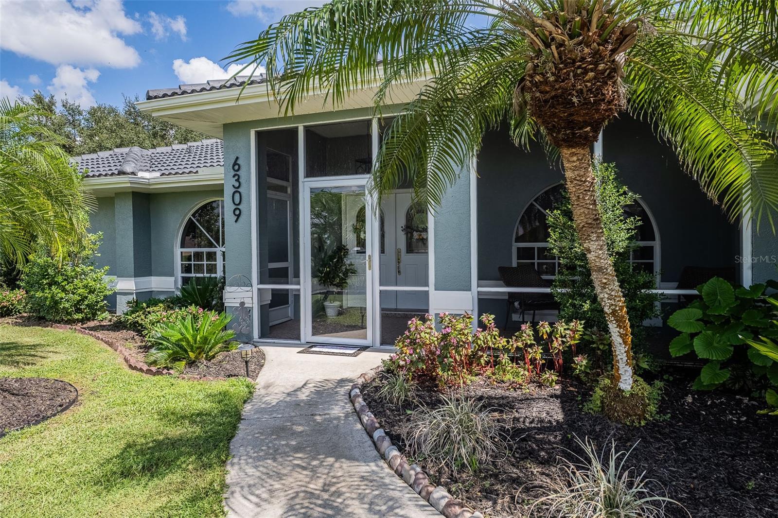 Image 7 of 83 For 6309 Avocado Dr