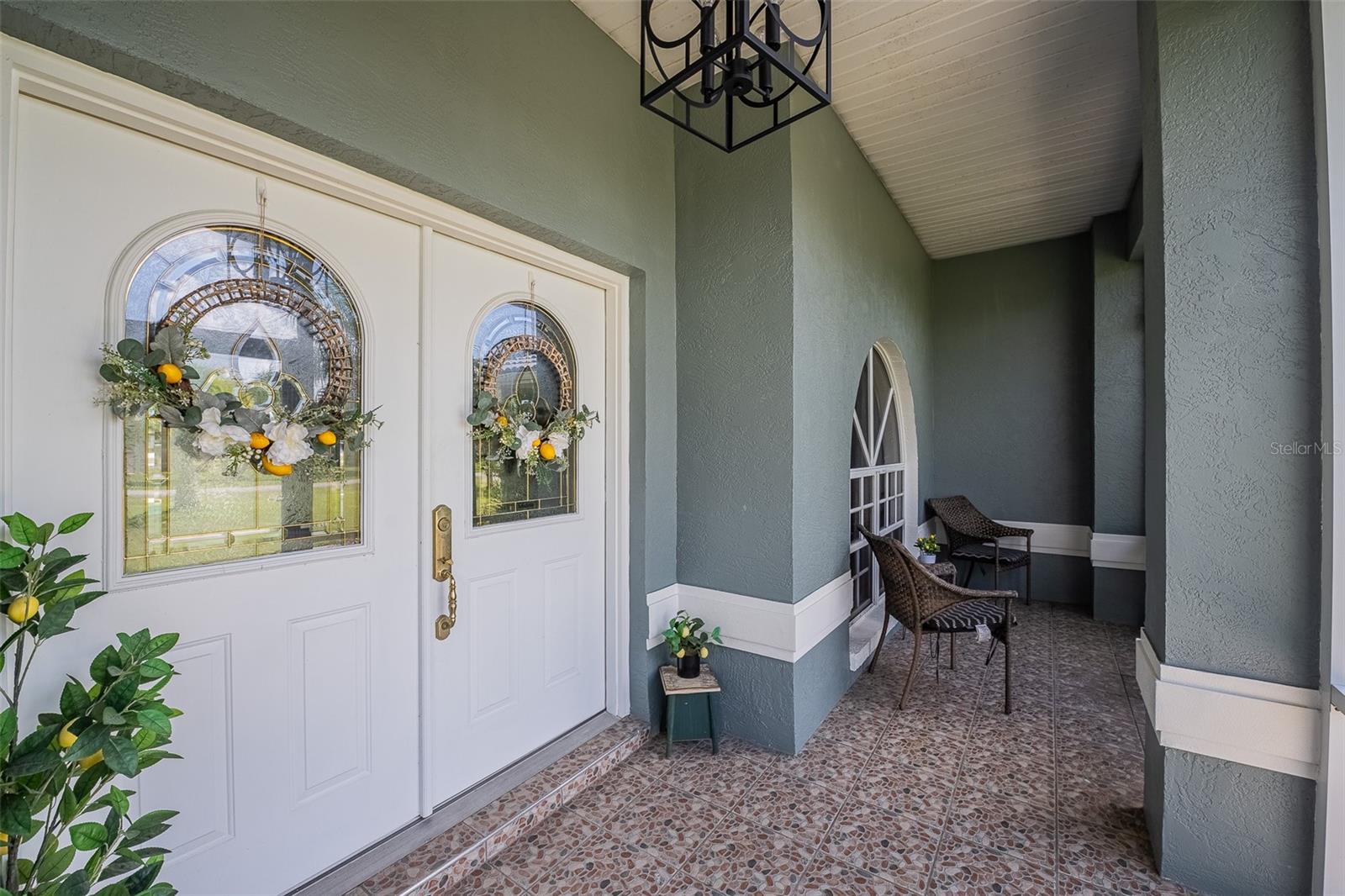 Image 8 of 83 For 6309 Avocado Dr