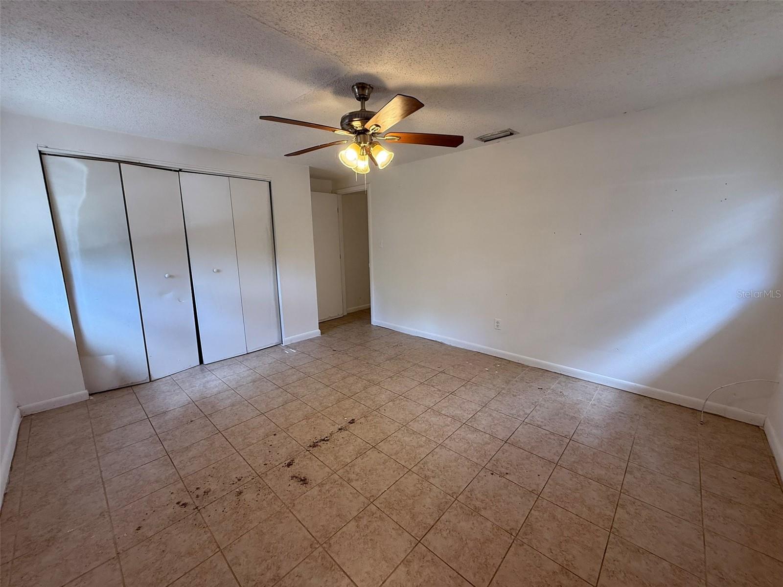 Image 9 of 17 For 1008 Melrose Street A