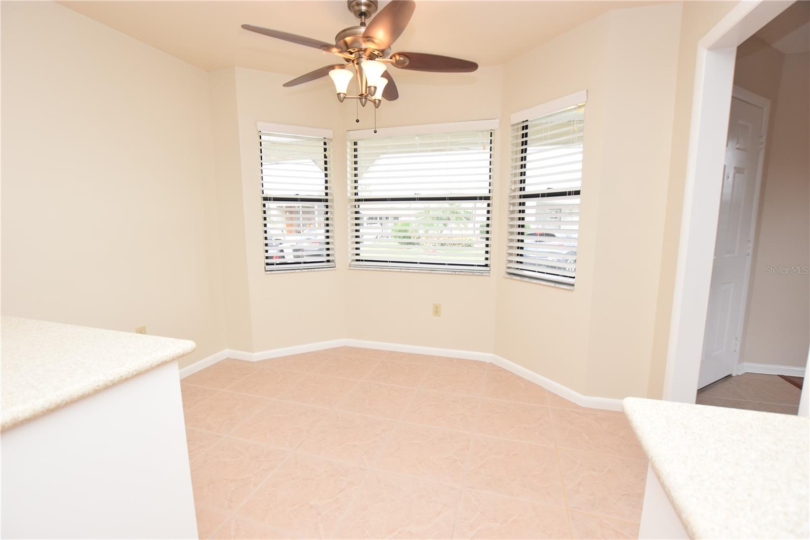 Image 7 of 52 For 2210 Harbor Town Lane