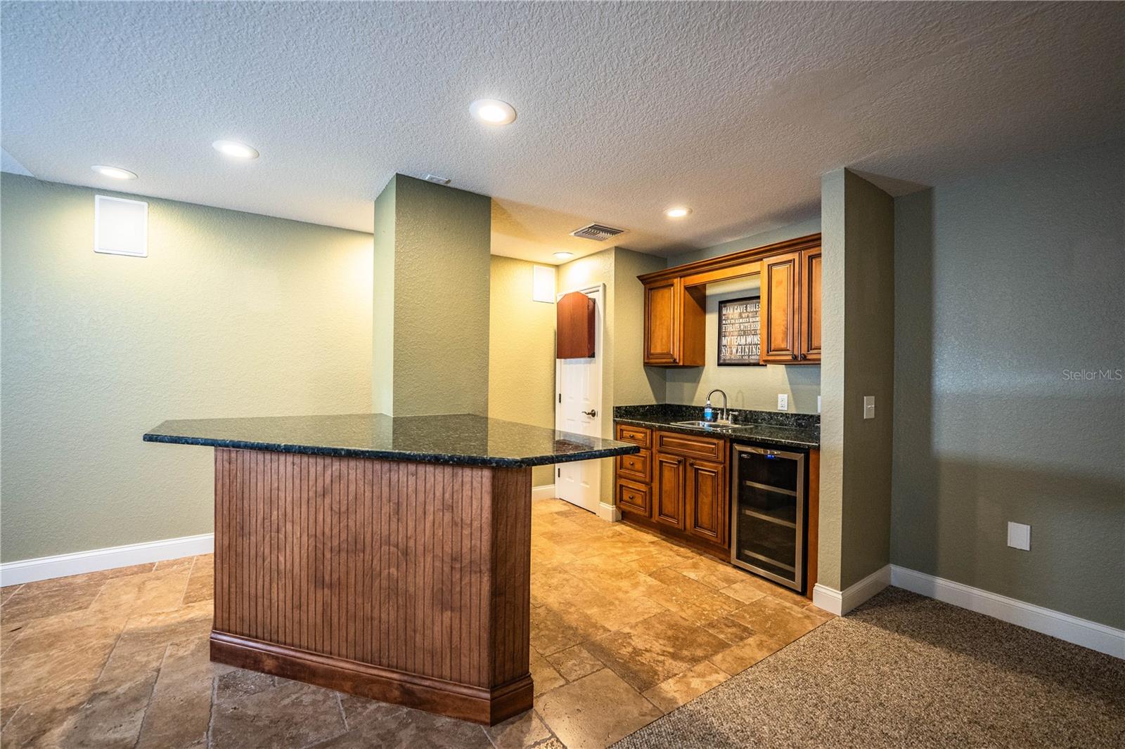 Image 33 of 73 For 3214 Gardner Oaks Lane