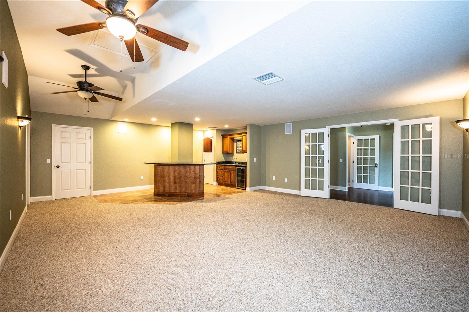 Image 34 of 73 For 3214 Gardner Oaks Lane