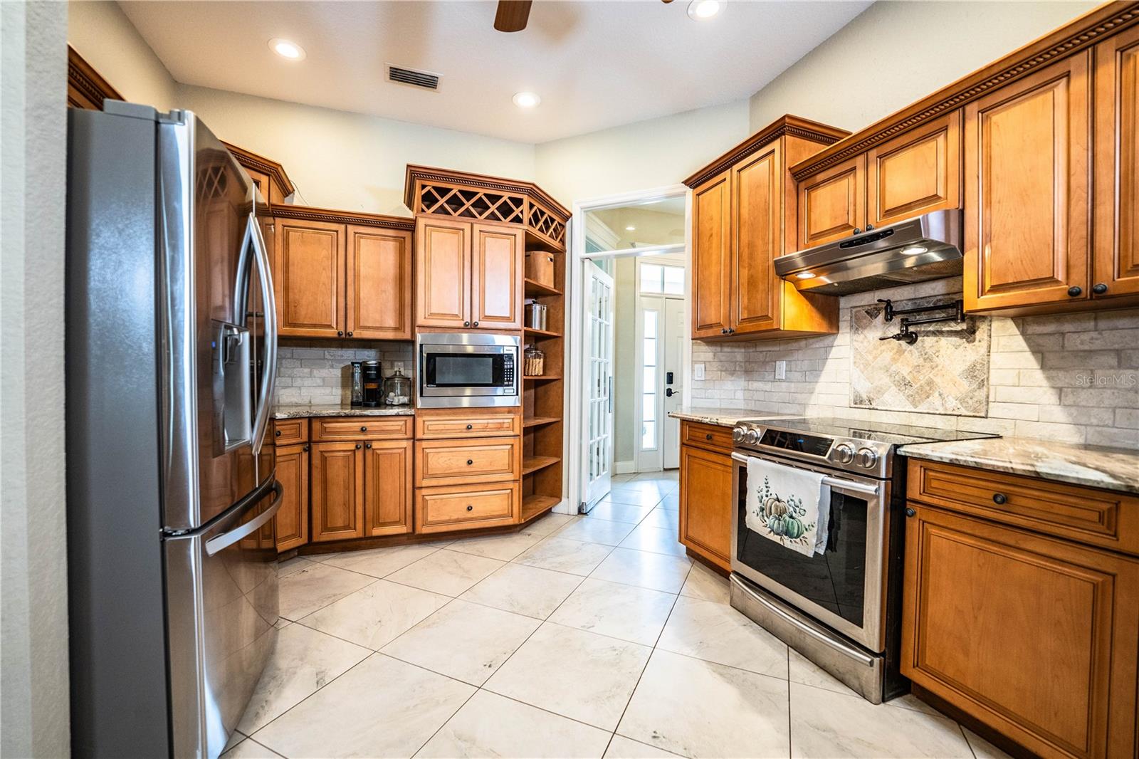 Image 9 of 73 For 3214 Gardner Oaks Lane