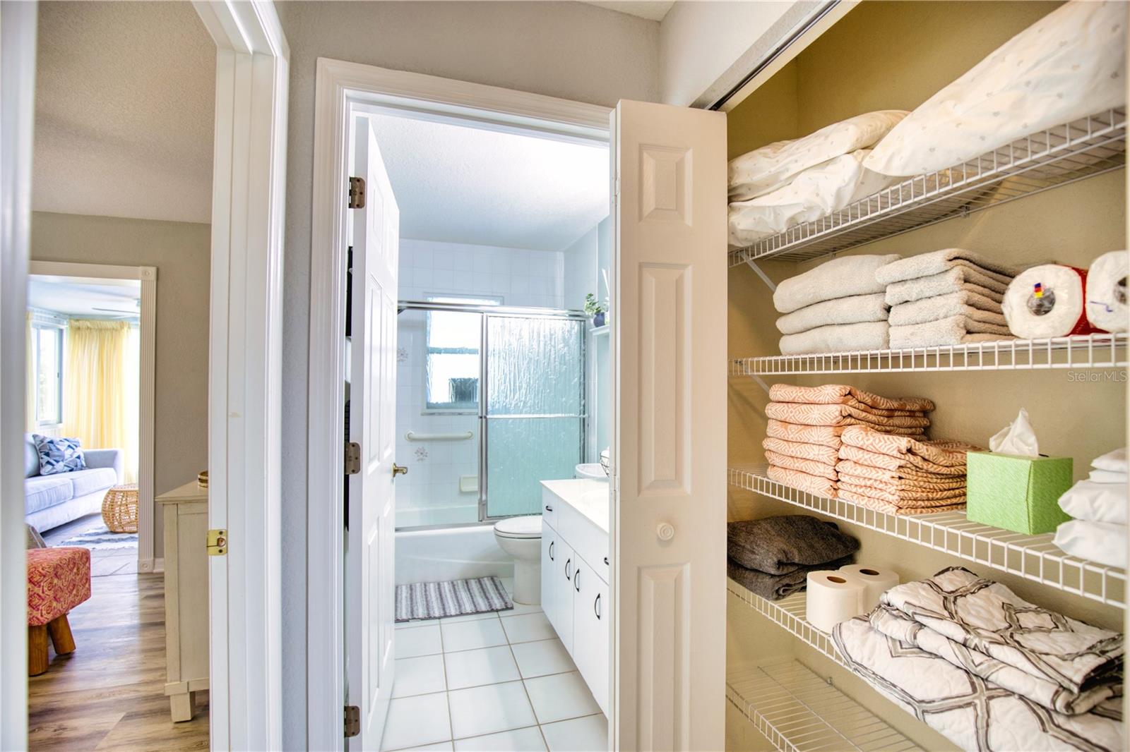 Image 12 of 21 For 473 Rotonda Circle