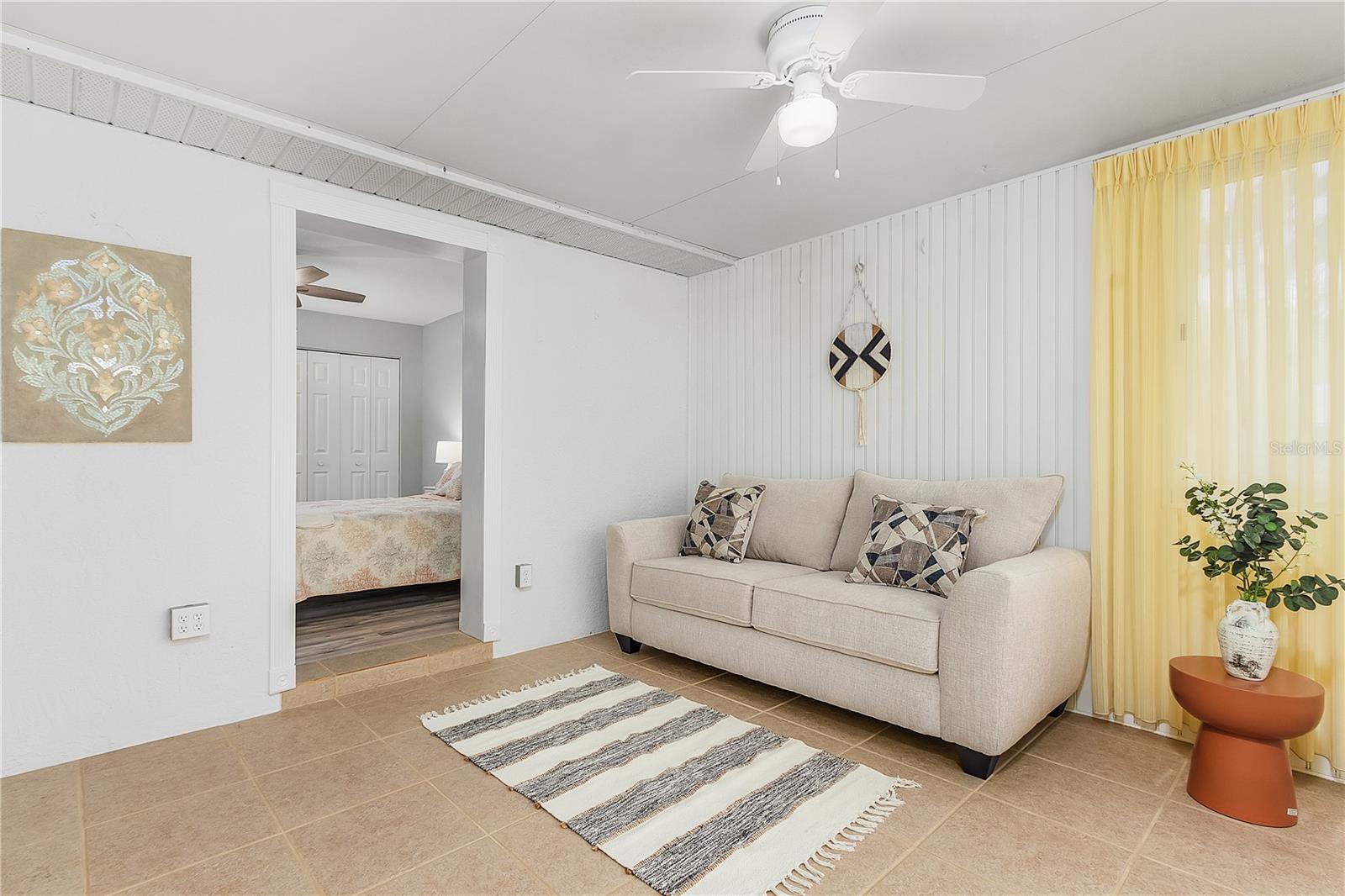 Image 15 of 21 For 473 Rotonda Circle