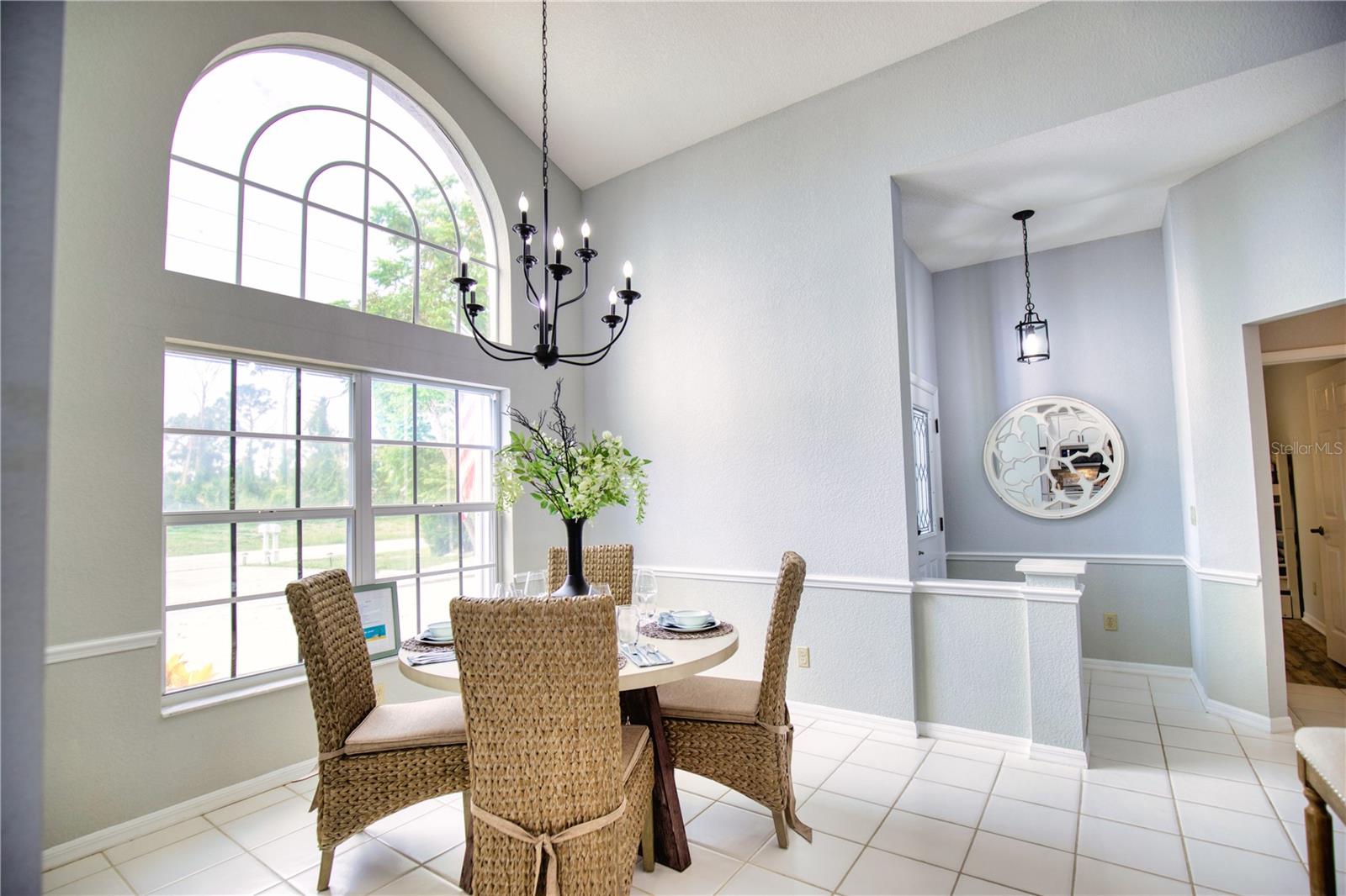 Image 4 of 21 For 473 Rotonda Circle