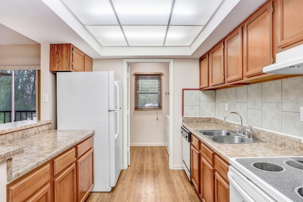 Image 13 of 32 For 1130 Lake Parker Avenue E231