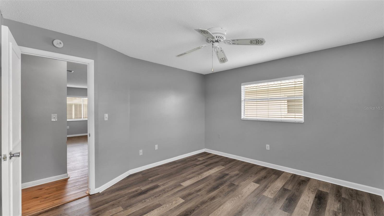 Image 13 of 25 For 730 Erie Court
