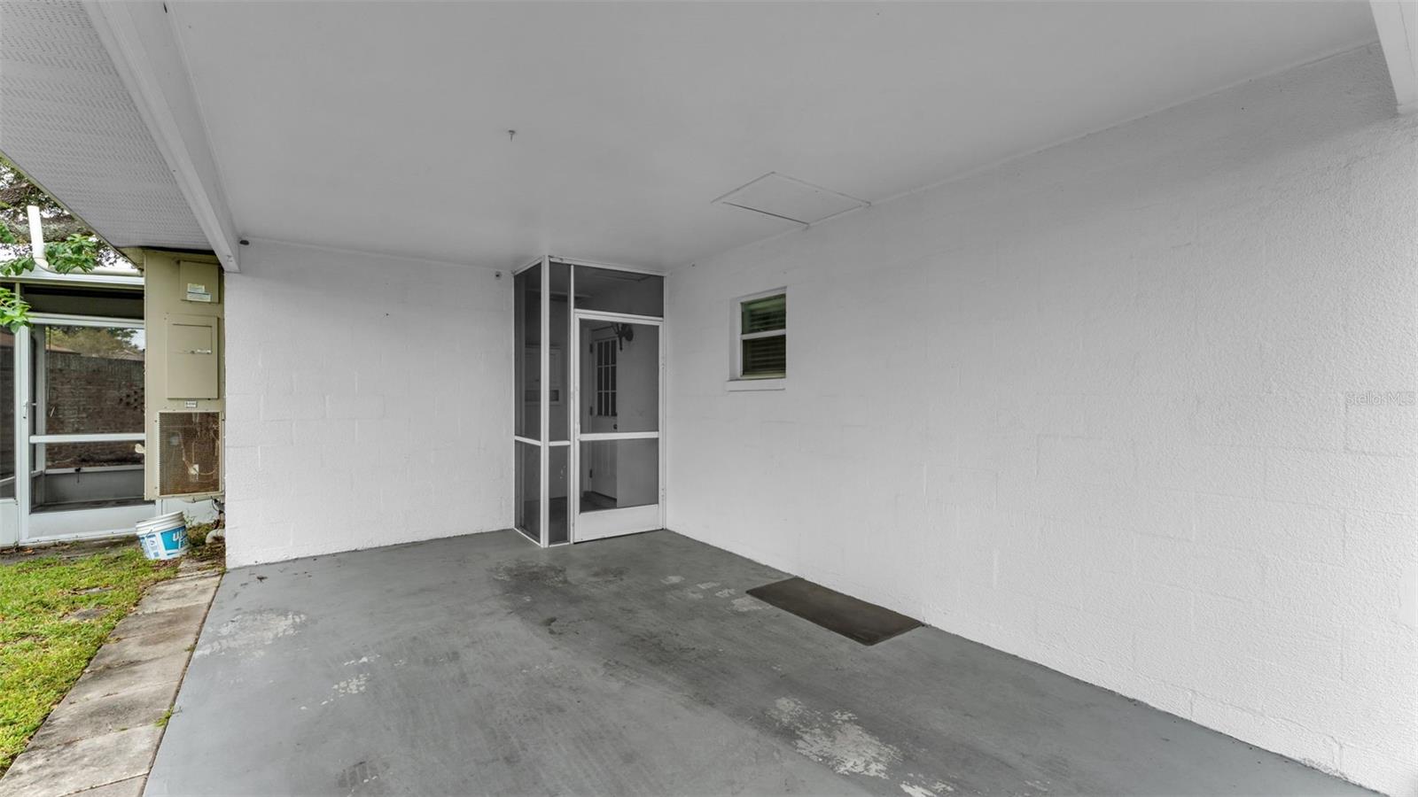 Image 15 of 25 For 730 Erie Court